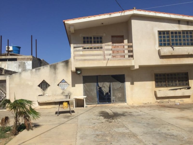 Foto Casa en Venta en Carirubana, Punto Fijo, Falcón - $ 62.000 - CAV117002 - BienesOnLine