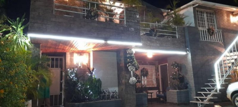 Quinta en Venta en lecheria Lechería, Anzoátegui