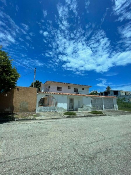 Foto Quinta en Venta en Margarita, Nueva Esparta - QUV165338 - BienesOnLine