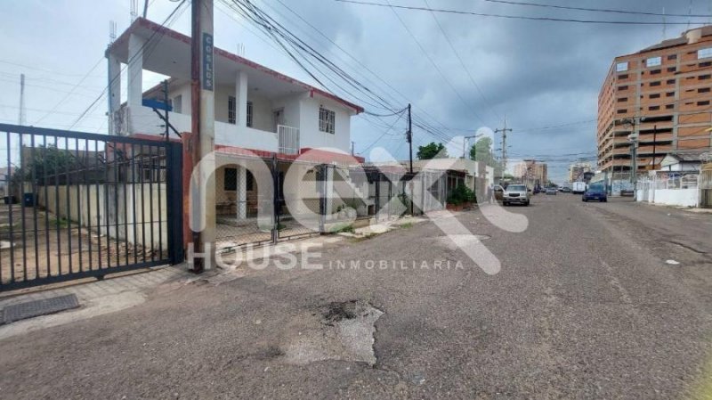 Foto Casa en Venta en Maracaibo, Zulia - U$D 24.000 - CAV239188 - BienesOnLine