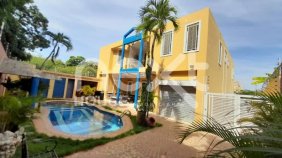 Casa en Venta en LA LAGO Maracaibo, Zulia