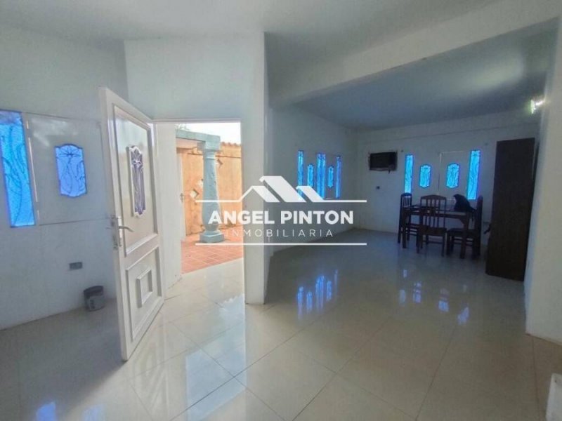 Foto Casa en Venta en Maracaibo, Zulia - U$D 17.000 - CAV242445 - BienesOnLine