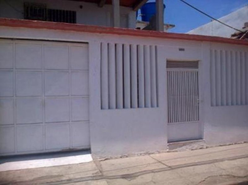 Foto Casa en Venta en antiguo aeropuerto, Punto Fijo, Falcón - BsF 850.000 - CAV49784 - BienesOnLine