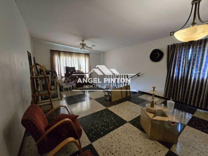 CASA VENTA CALLE 79 LA LIMPIA MARACAIBO API 7160