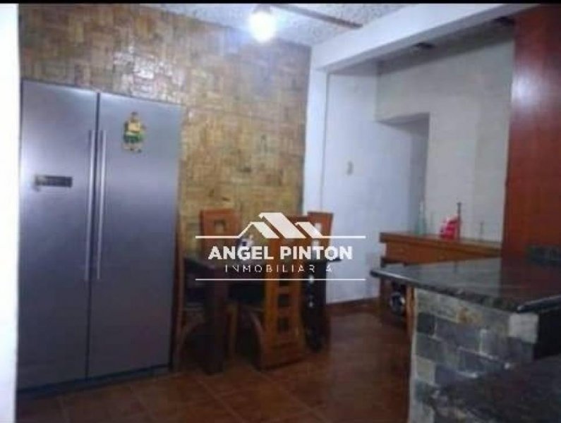 Foto Casa en Venta en Caracas, Distrito Federal - U$D 27.000 - CAV240990 - BienesOnLine