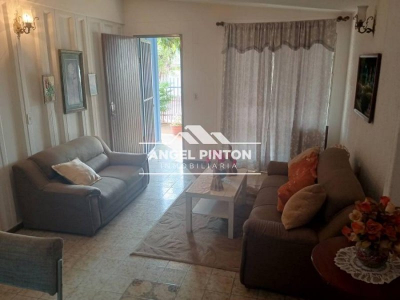 Foto Casa en Venta en Fundacion Maracaibo, Maracaibo, Zulia - U$D 16.000 - CAV218746 - BienesOnLine