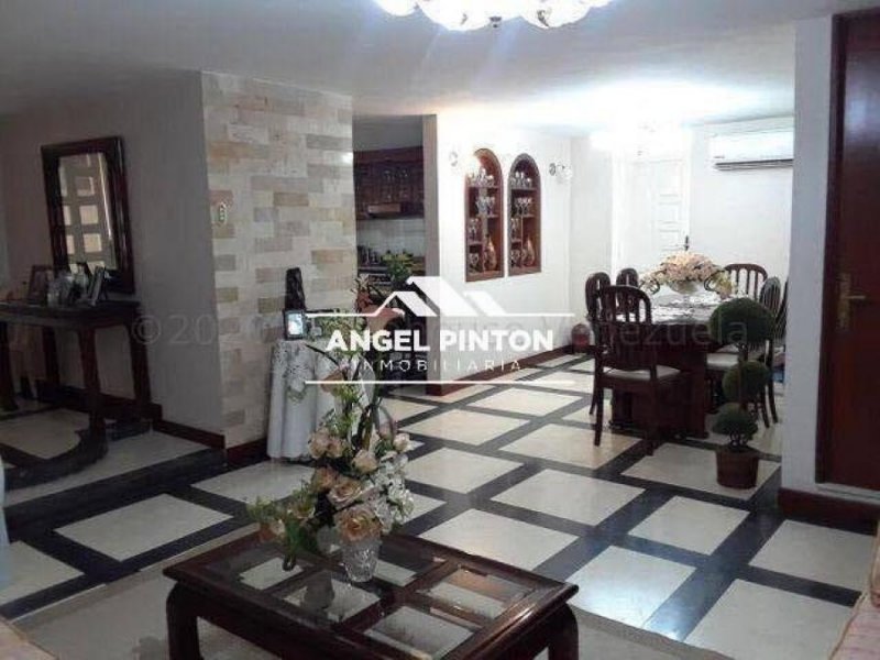 Foto Casa en Venta en Maracaibo, Zulia - U$D 33.000 - CAV247383 - BienesOnLine