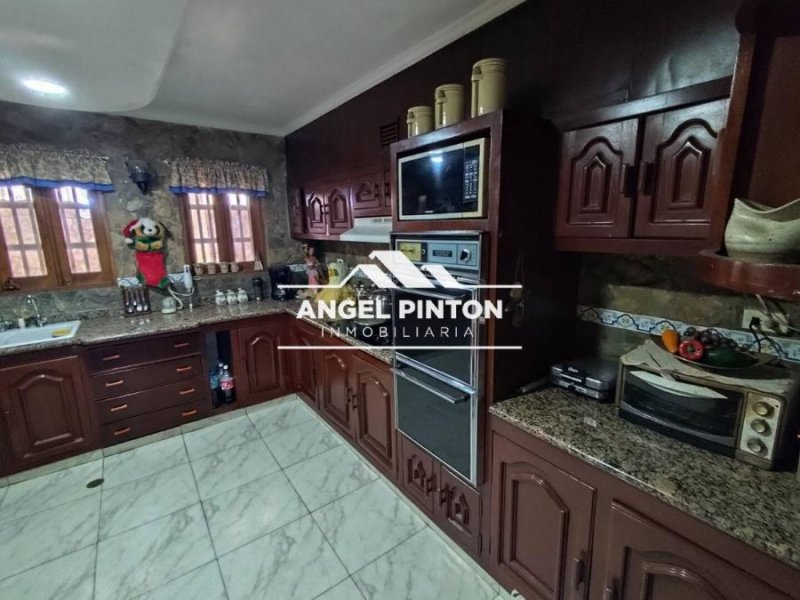 Foto Casa en Venta en Maracaibo, Zulia - U$D 35.000 - CAV245489 - BienesOnLine