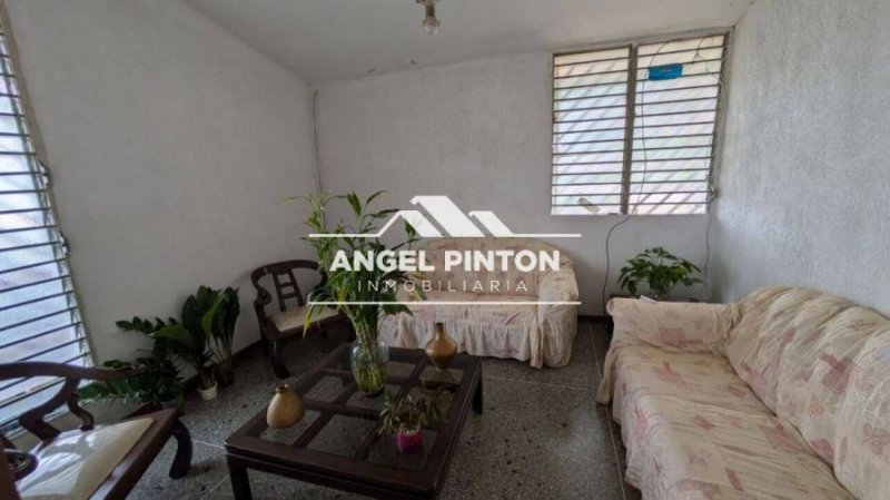 Foto Casa en Venta en Maracaibo, Zulia - U$D 14.000 - CAV247280 - BienesOnLine