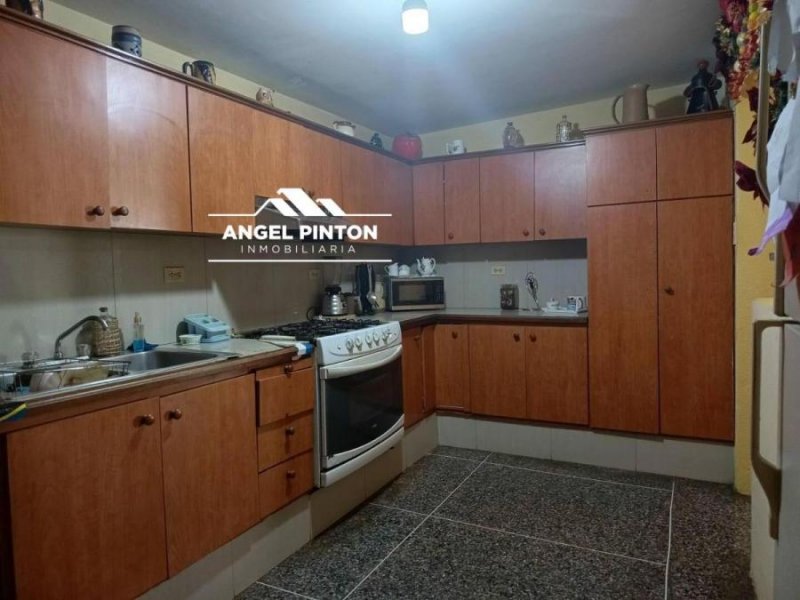 CASA VENTA LA ROTARIA MARACAIBO API 6937 JANETTE PEREZ