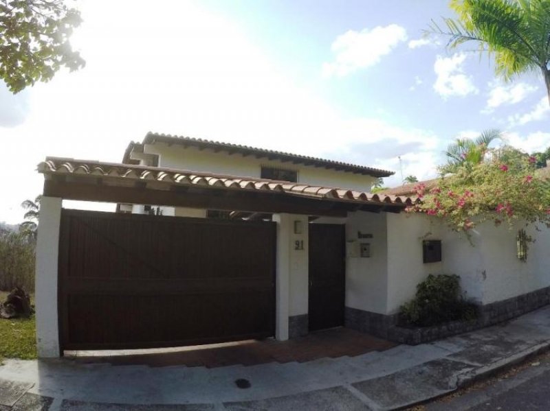 Foto Casa en Venta en Baruta, Caracas, Distrito Federal - CAV110348 - BienesOnLine