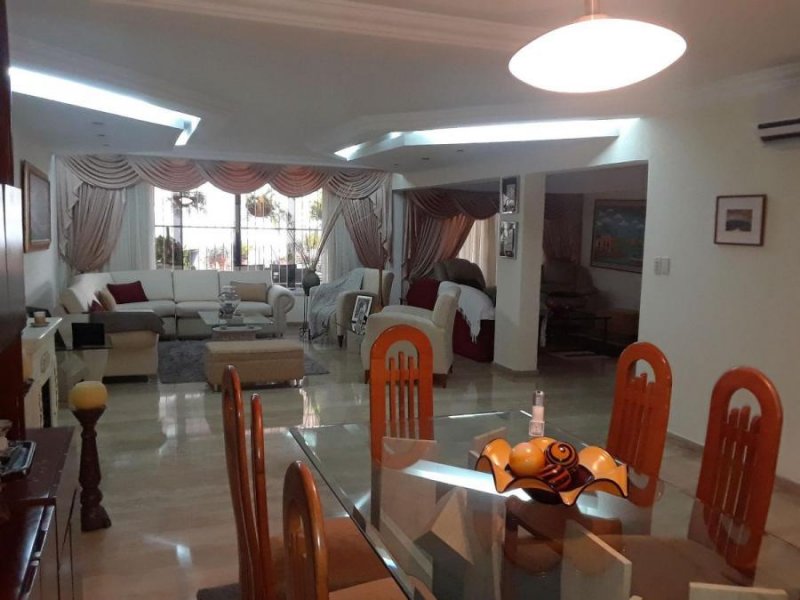 Foto Casa en Venta en la  trigaleña, Valencia, Carabobo - U$D 170.000 - CAV136546 - BienesOnLine