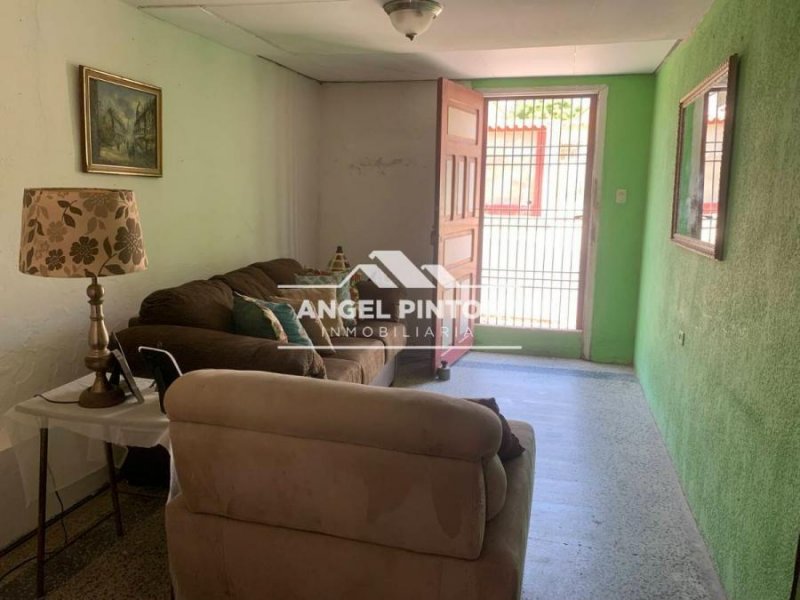 CASA VENTA LAS VERITAS MARACAIBO API 6974