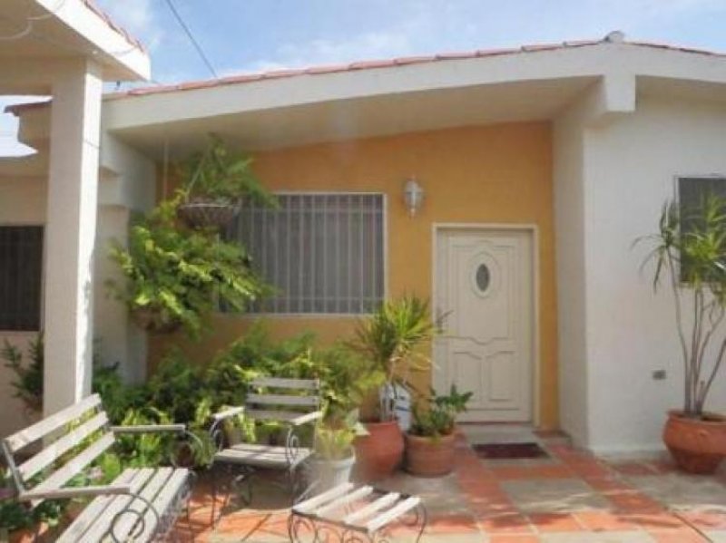 Foto Casa en Venta en los caciques, Punto Fijo, Falcón - BsF 2.550.000 - CAV48141 - BienesOnLine