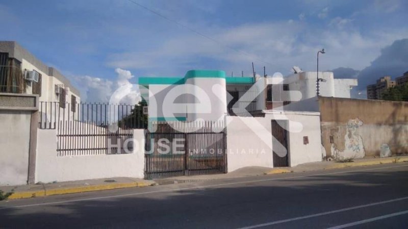 CASA VENTA LOS OLIVOS MARACAIBO NEXT 1689 MARILYN HUERTA 04121053751 - 04246498459