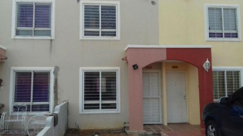 Foto Casa en Venta en Maracaibo, Zulia - BsF 20.000.000 - CAV94703 - BienesOnLine