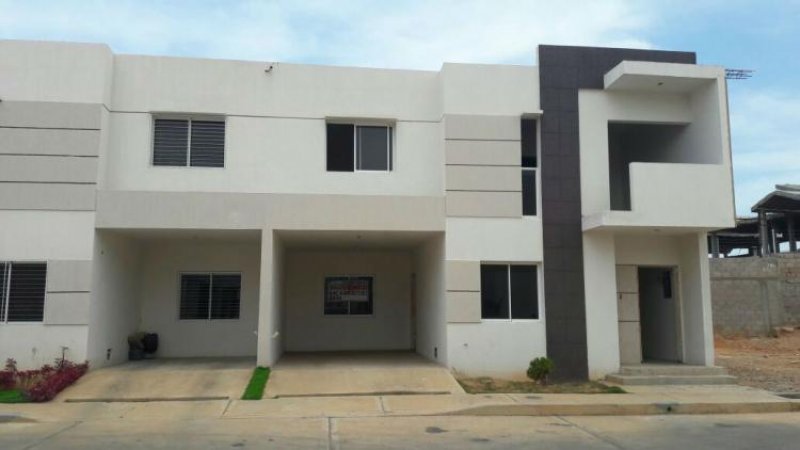 Foto Casa en Venta en Maracaibo, Zulia - BsF 50.000.000 - CAV92031 - BienesOnLine