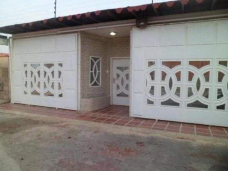 Foto Casa en Venta en puerta maraven, Punto Fijo, Falcón - BsF 2.000.000 - CAV48030 - BienesOnLine