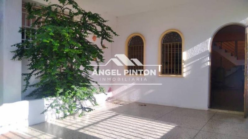 Foto Casa en Venta en Maracaibo, Zulia - U$D 20.000 - CAV241149 - BienesOnLine