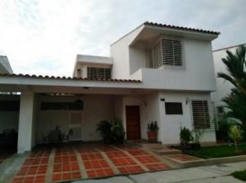 Foto Casa en Venta en trigal norte valencia carabobo, Valencia, Carabobo - U$D 280.000 - CAV144046 - BienesOnLine