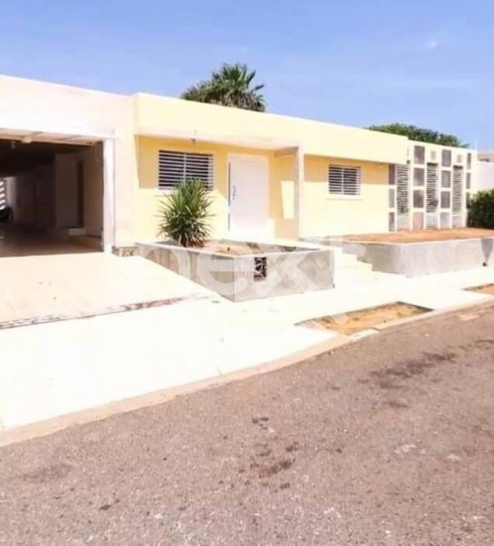 CASA VENTA URB. ROSAL SUR MARACAIBO NEXT 2315 MARILYN HUERTA