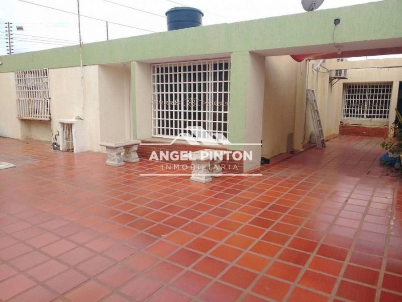 Foto Casa en Venta en Oeste, Maracaibo, Zulia - U$D 12.000 - CAV229382 - BienesOnLine