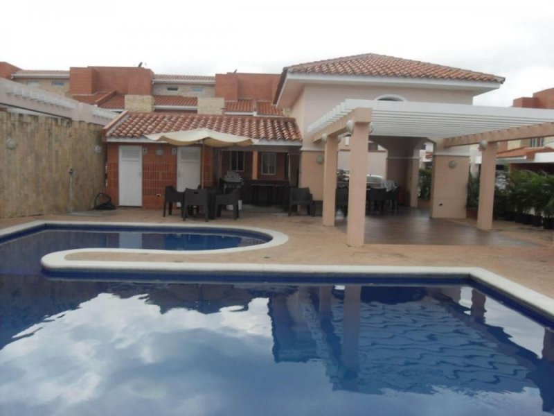 Foto Casa en Venta en valles de camoruco, Valencia, Carabobo - U$D 145.000 - CAV144273 - BienesOnLine