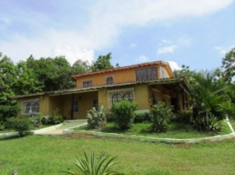 Foto Casa en Venta en Valencia, Carabobo - BsF 3.000.000 - CAV37430 - BienesOnLine