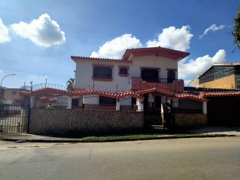 Casa en Venta en Valle Camoruco Valencia, Carabobo