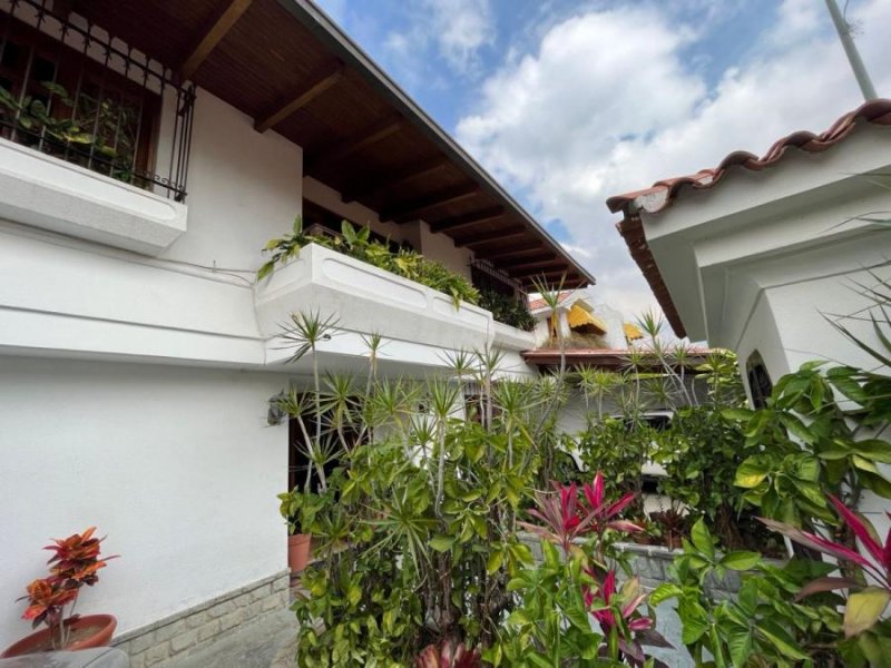 Casa en Venta en El Marqués Sucre, Distrito Federal