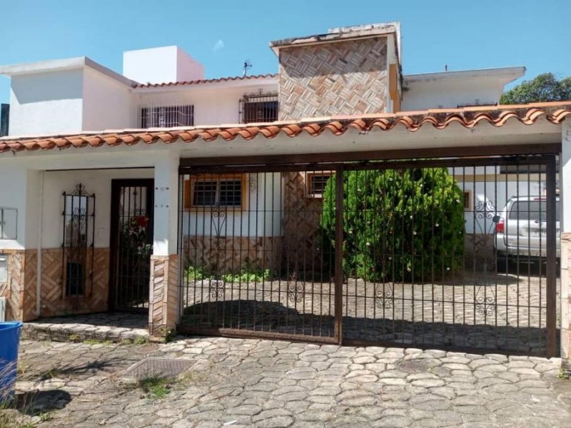 Foto Quinta en Venta en Caurimare, Municipio Baruta, Distrito Federal - U$D 215.000 - QUV217040 - BienesOnLine