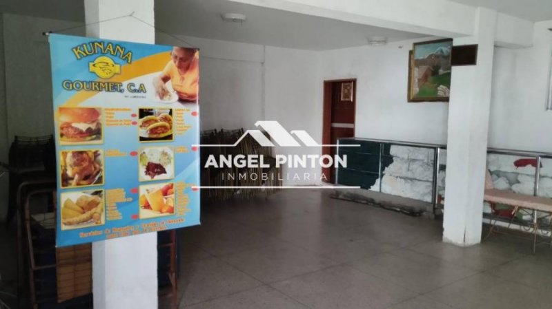 Foto Local en Venta en Oeste, Maracaibo, Zulia - U$D 1.300.000 - LOV240763 - BienesOnLine