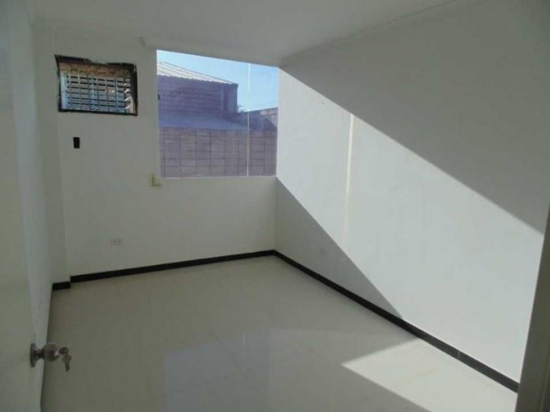 Foto Galpon en Venta en Valencia, Valencia, Carabobo - U$D 750.000 - GAV233763 - BienesOnLine