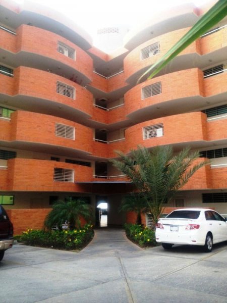 Foto Apartamento en Venta en Lechería, Anzoátegui - BsF 85.000.000 - APV69210 - BienesOnLine