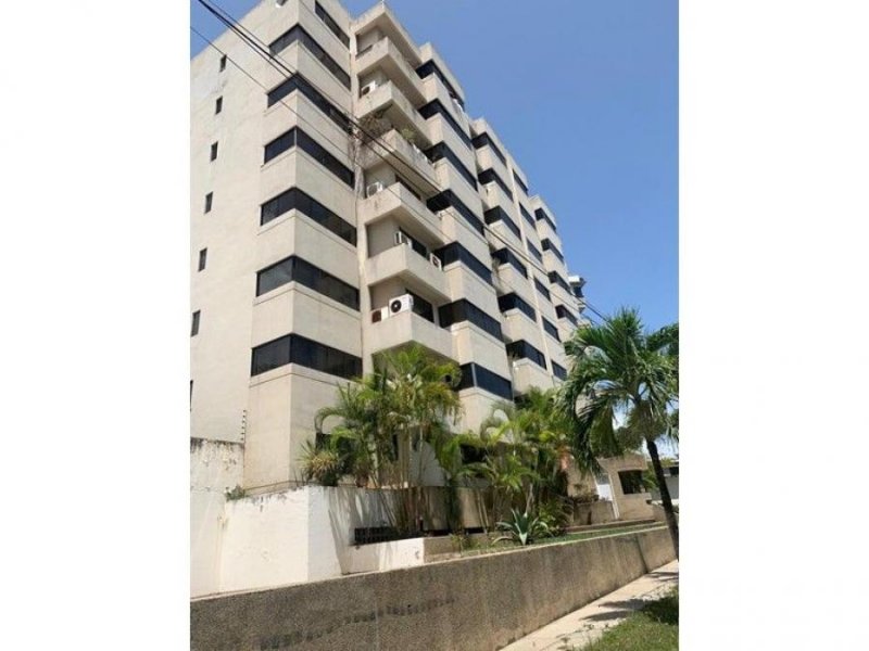 Apartamento en Venta en Caraballeda Caraballeda, Vargas