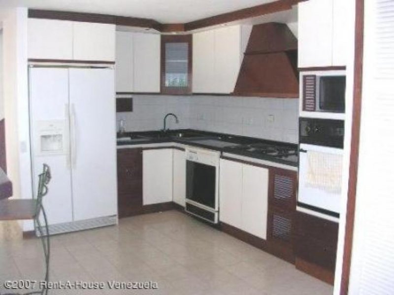 Foto Apartamento en Alquiler en la tahona, Caracas, Distrito Federal - BsF 18.500 - APA24417 - BienesOnLine