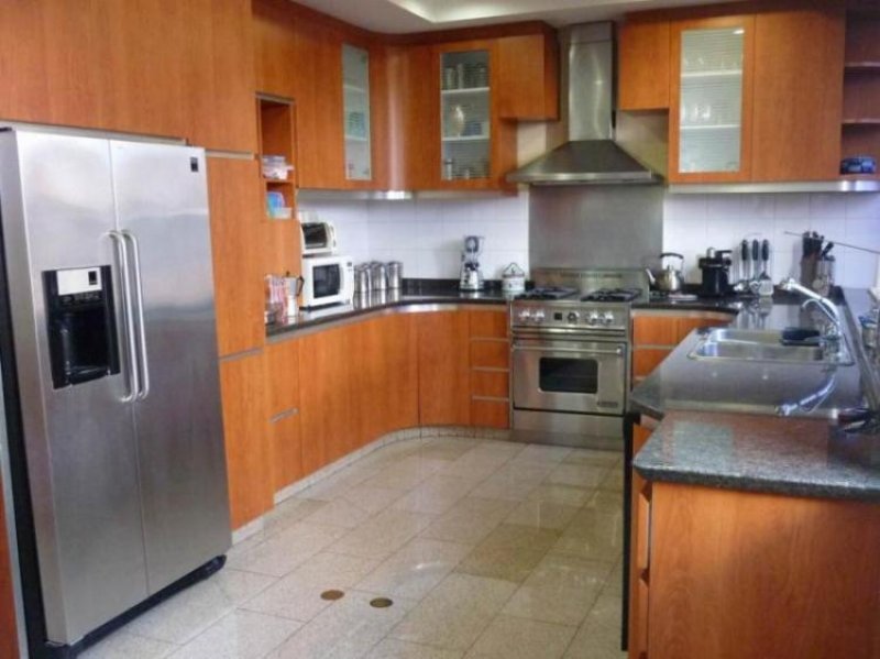 Foto Apartamento en Venta en municipio sucre, Caracas, Distrito Federal - BsF 8.700.000 - APV33680 - BienesOnLine