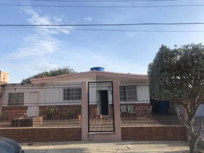 Foto Casa en Venta en Punto Fijo, Falcón - BsF 228.632.000 - CAV117060 - BienesOnLine