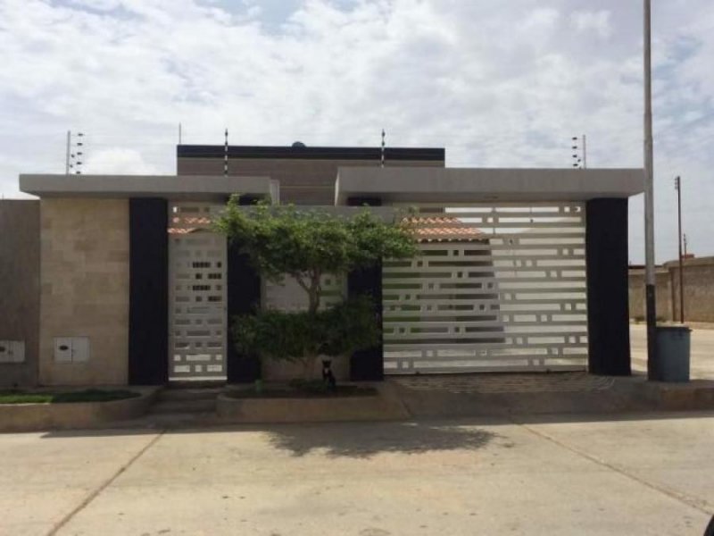 Foto Casa en Venta en Punto Fijo, Punto Fijo, Falcón - BsF 348.232.000 - CAV117106 - BienesOnLine