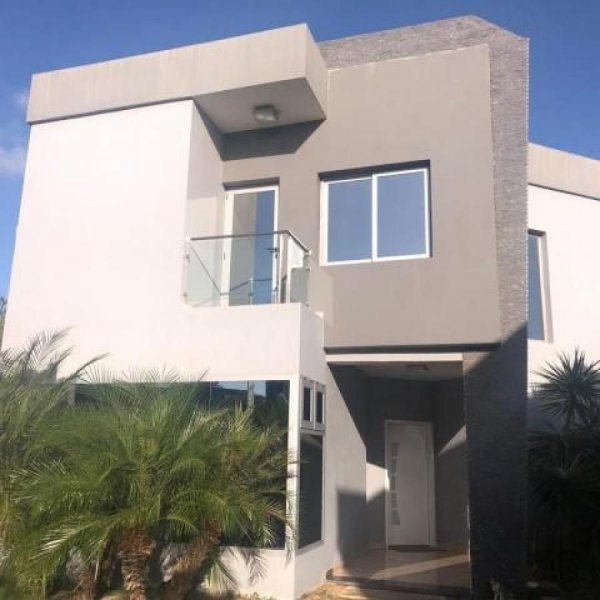 Foto Casa en Venta en Carirubana, Punto Fijo, Falcón - BsF 2.266.054.000 - CAV116095 - BienesOnLine