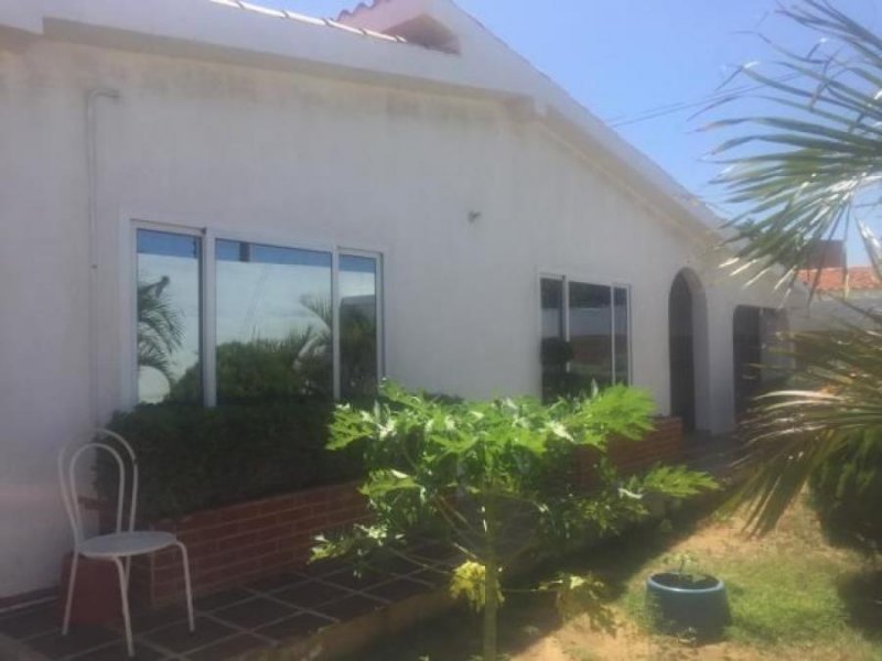 Foto Casa en Venta en Punto Fijo, Punto Fijo, Falcón - BsF 75.000 - CAV116465 - BienesOnLine