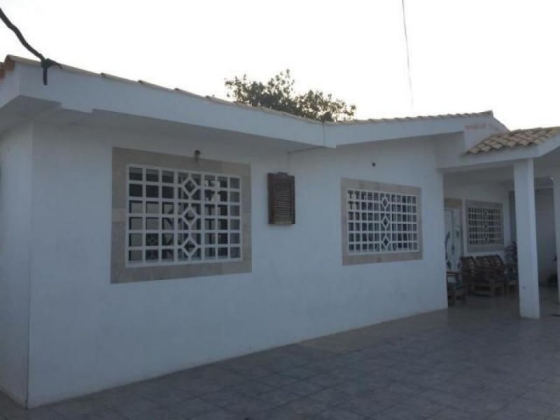 Foto Casa en Venta en Carirubana, Punto Fijo, Falcón - BsF 1.360.566.000 - CAV116170 - BienesOnLine