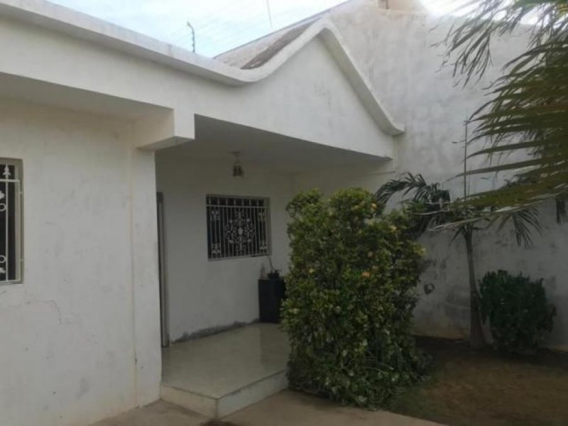 Foto Casa en Venta en Carirubana, Punto Fijo, Falcón - BsF 109.129.000 - CAV116872 - BienesOnLine