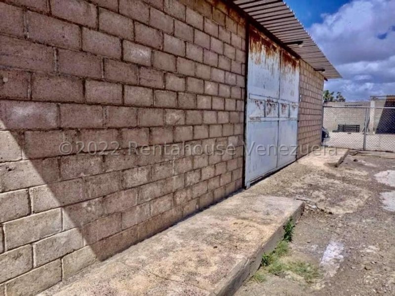 Foto Galpon en Venta en punta cardon, Punto Fijo, Falcón - U$D 7.500 - GAV168310 - BienesOnLine