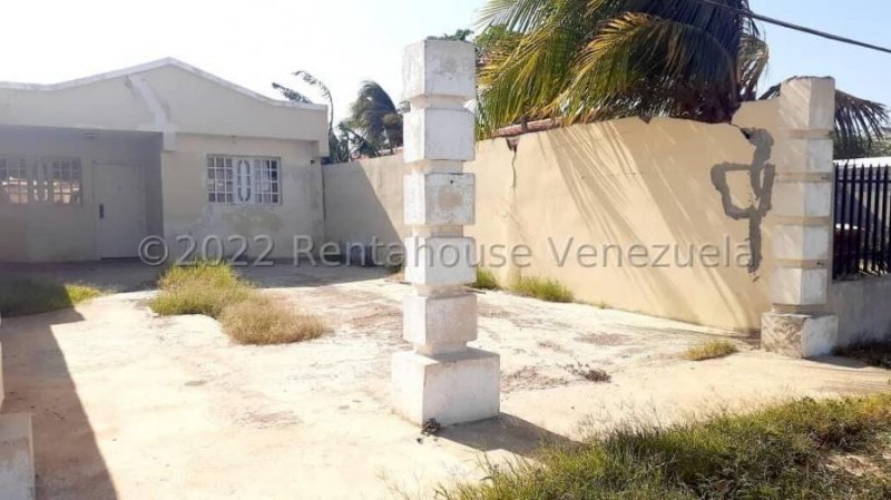 Foto Casa en Venta en punto fijo, Punto Fijo, Falcón - U$D 13.000 - CAV171181 - BienesOnLine