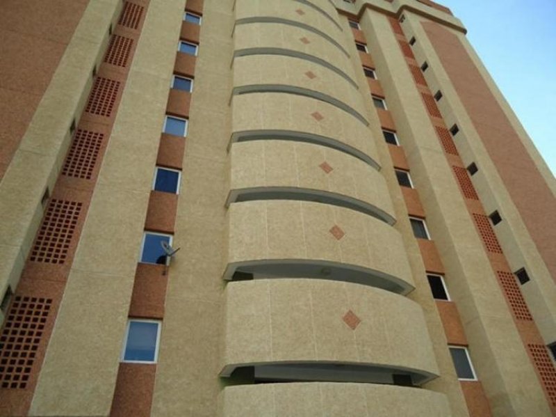 Foto Apartamento en Venta en Tierra Negra, Maracaibo, Zulia - BsF 2.600.000 - APV48291 - BienesOnLine