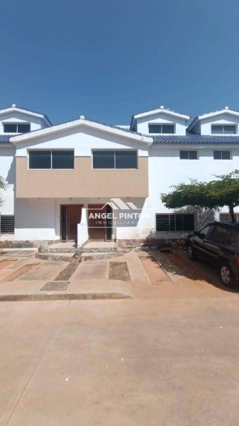 Foto Casa en Venta en Maracaibo, Zulia - U$D 29.000 - CAV217164 - BienesOnLine