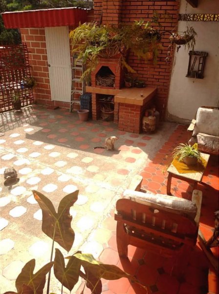 Casa en Venta en Guaicaipuro Los Teques, Miranda