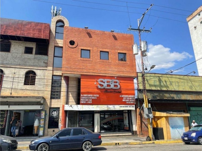 consultorio en venta en la avenida Bolívar GH-7282645