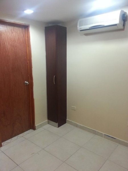 Foto Oficina en Venta en La Arboleda, Porlamar, Nueva Esparta - BsF 200.000.000 - OFV101905 - BienesOnLine